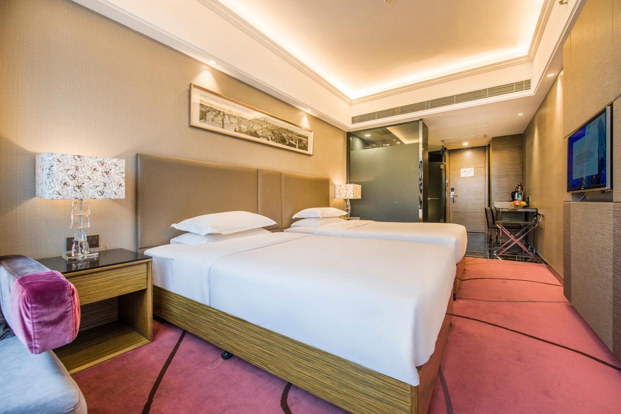 La Perle International Hotel - Free Shuttle Between Hotel And Exhibition Center During Canton Fair & Exhibitor Registration Counter Номер фото